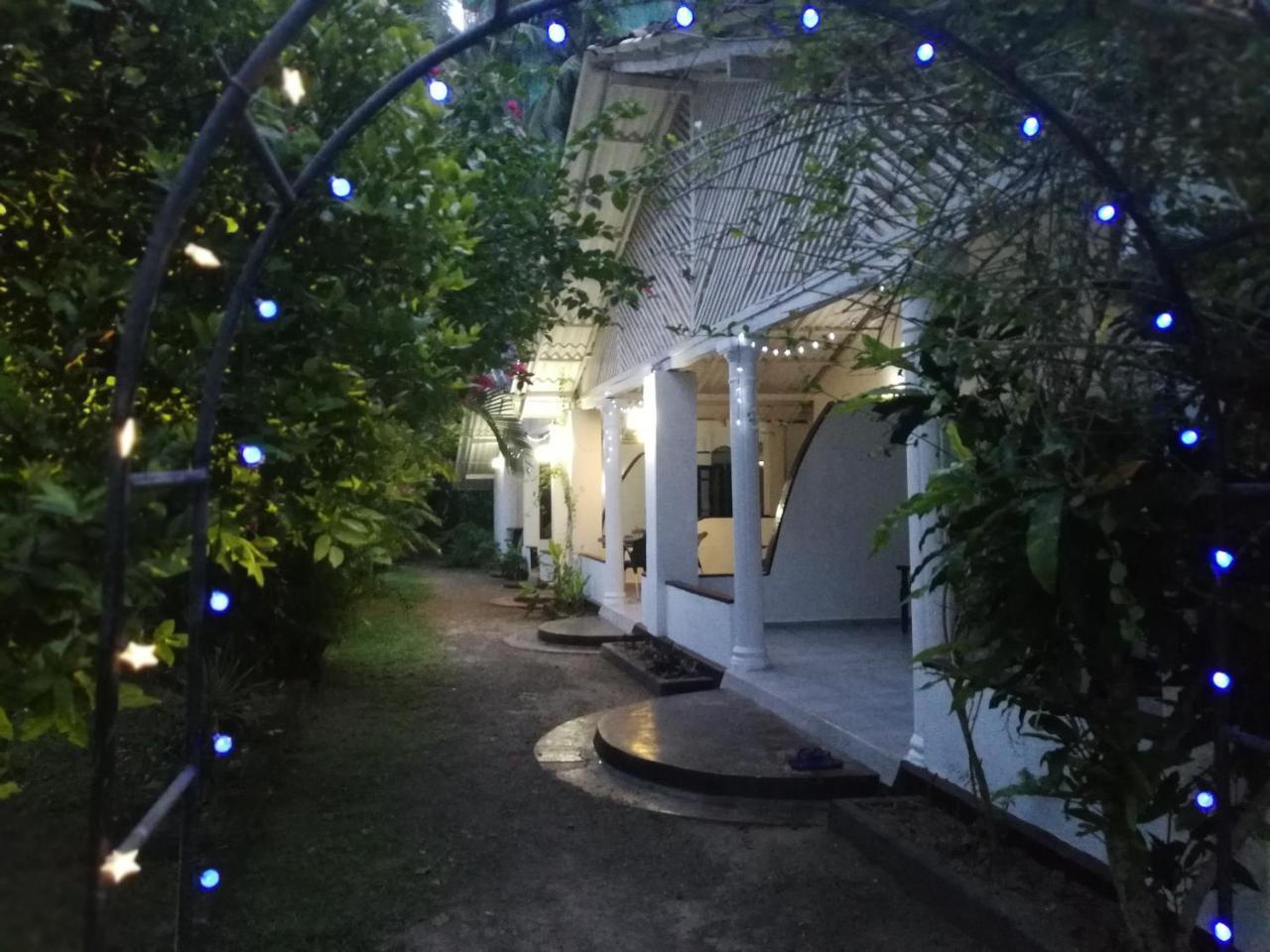 أونا واتونا Sonri Villa Sea View المظهر الخارجي الصورة